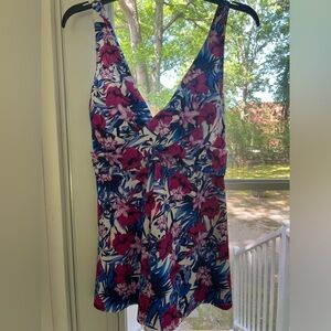 NWT Women’s Tankini Size 18 Swimsuits for All